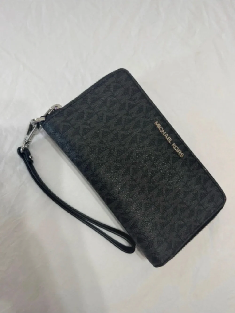 Michael Kors Black Signature Zip-Around Wristlet